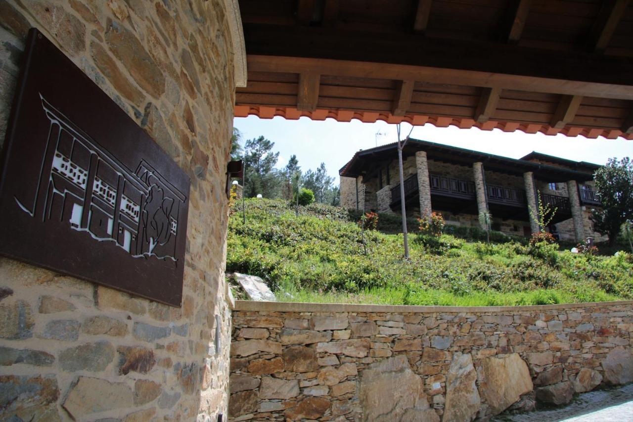 O Casario Bed & Breakfast มิแรนเดลา ภายนอก รูปภาพ