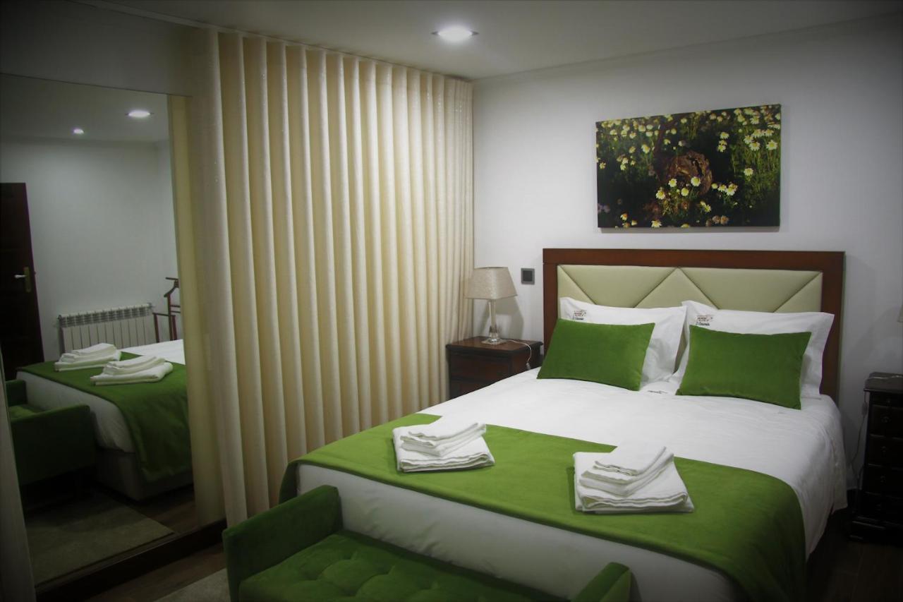 O Casario Bed & Breakfast มิแรนเดลา ภายนอก รูปภาพ
