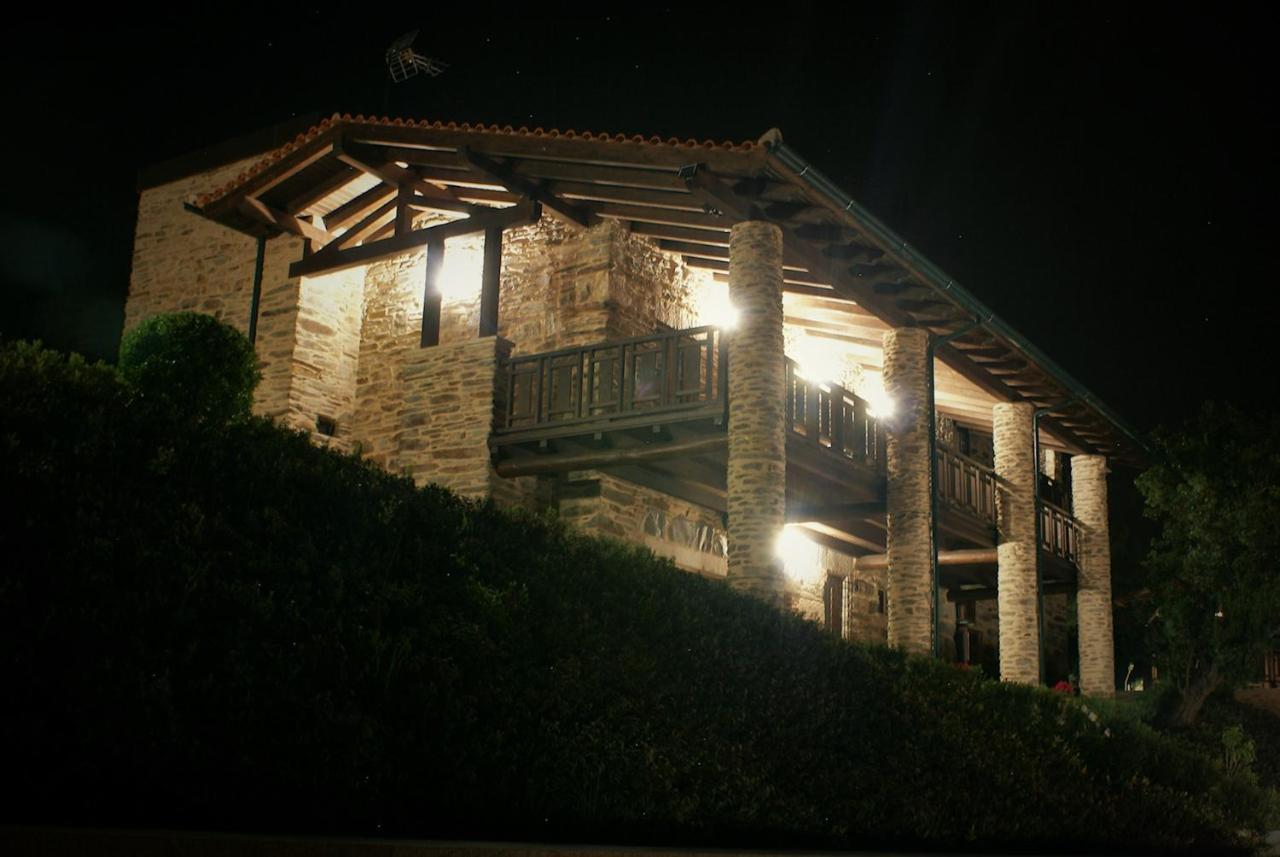 O Casario Bed & Breakfast มิแรนเดลา ภายนอก รูปภาพ