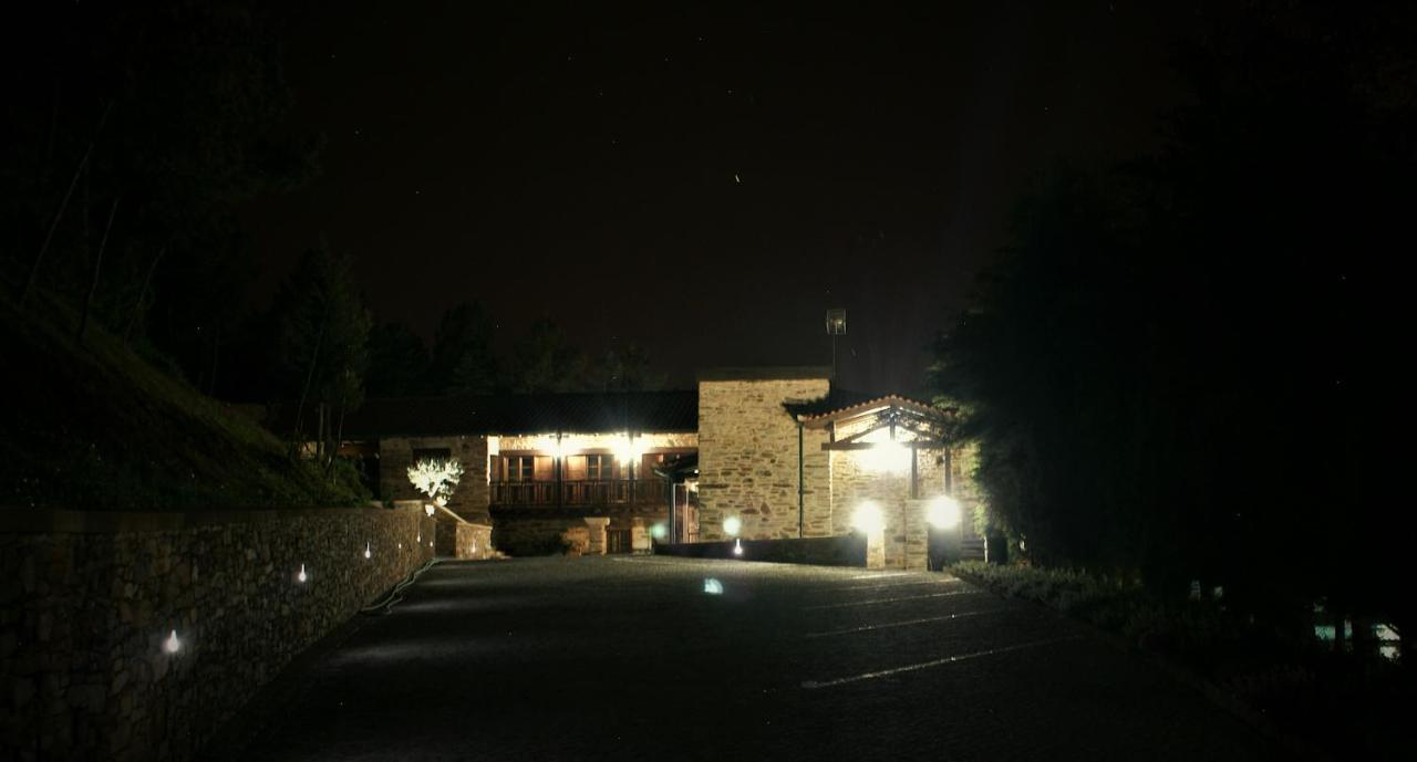 O Casario Bed & Breakfast มิแรนเดลา ภายนอก รูปภาพ