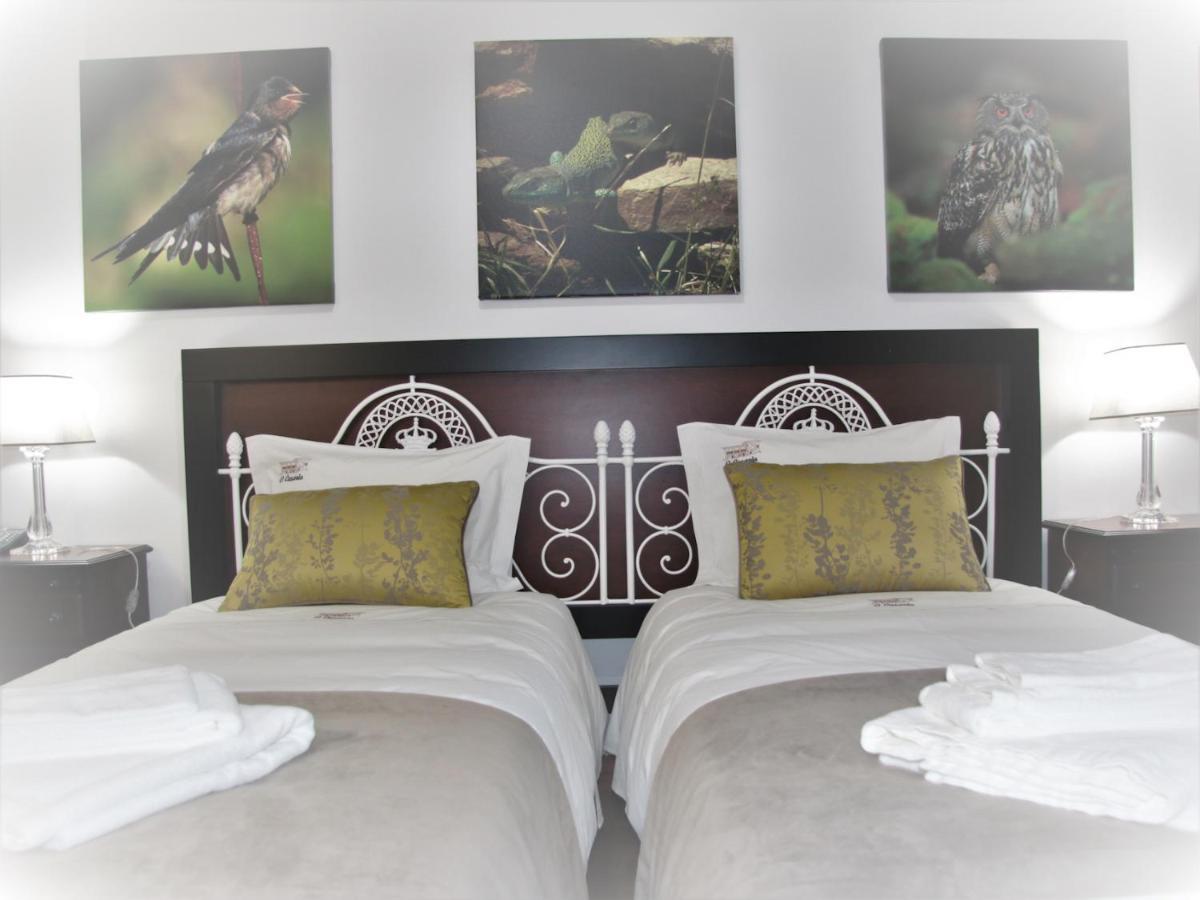 O Casario Bed & Breakfast มิแรนเดลา ภายนอก รูปภาพ