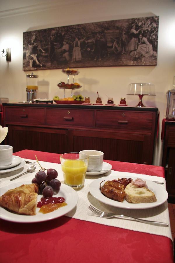 O Casario Bed & Breakfast มิแรนเดลา ภายนอก รูปภาพ