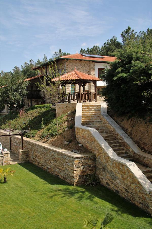 O Casario Bed & Breakfast มิแรนเดลา ภายนอก รูปภาพ