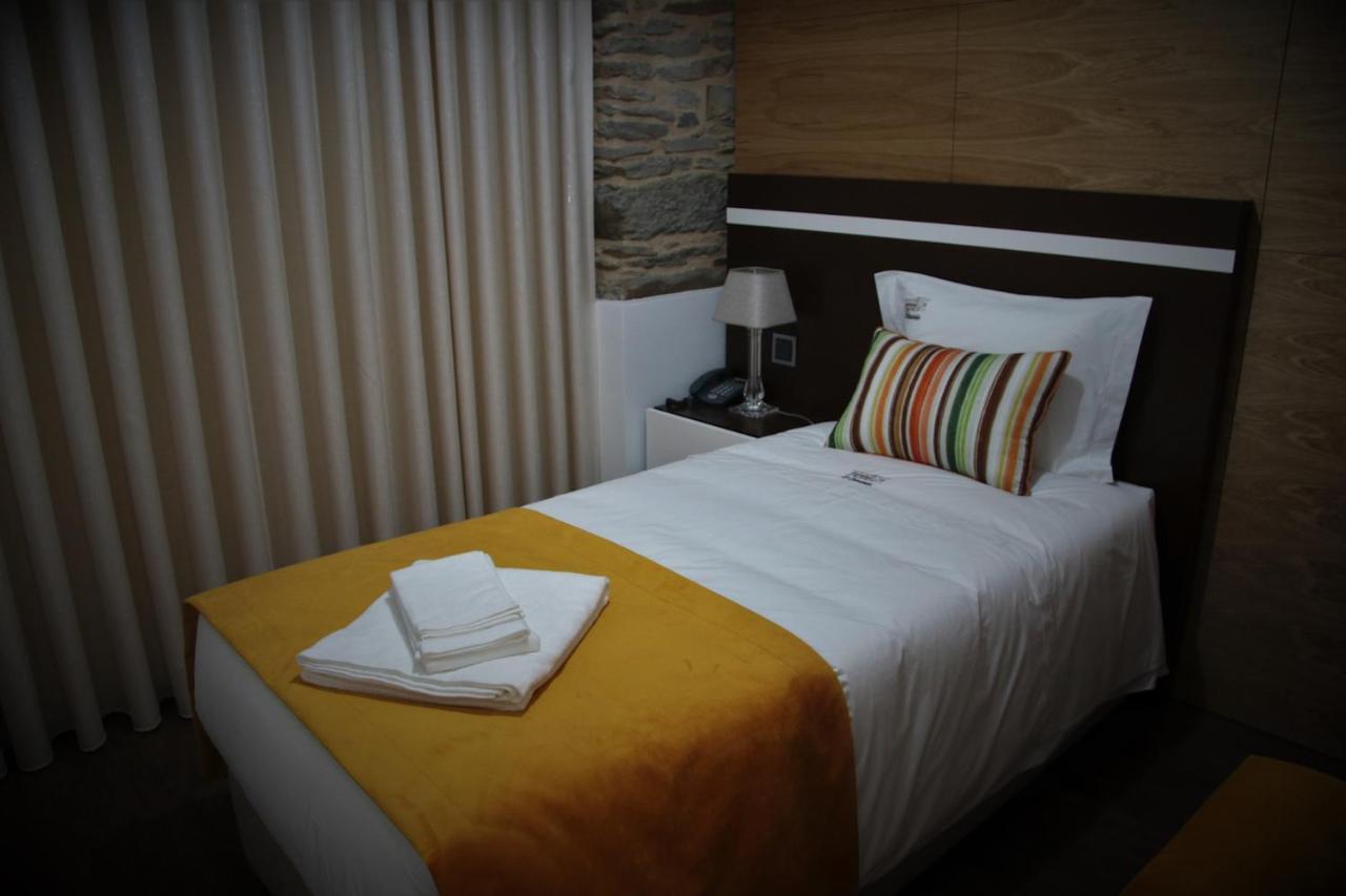 O Casario Bed & Breakfast มิแรนเดลา ภายนอก รูปภาพ
