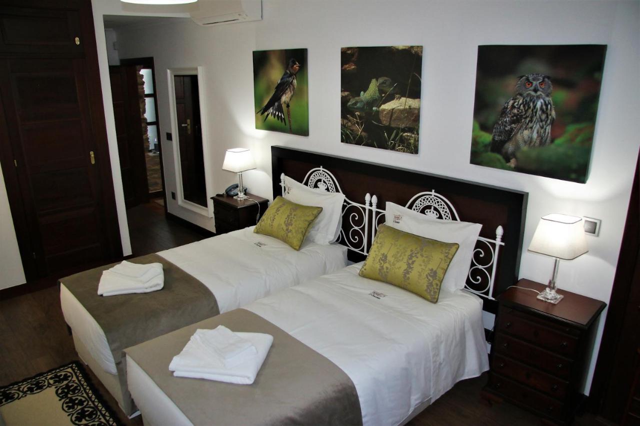 O Casario Bed & Breakfast มิแรนเดลา ภายนอก รูปภาพ