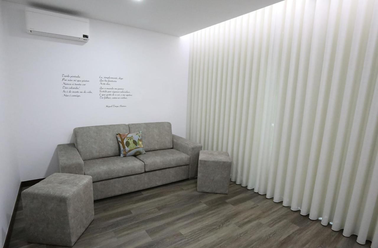 O Casario Bed & Breakfast มิแรนเดลา ภายนอก รูปภาพ