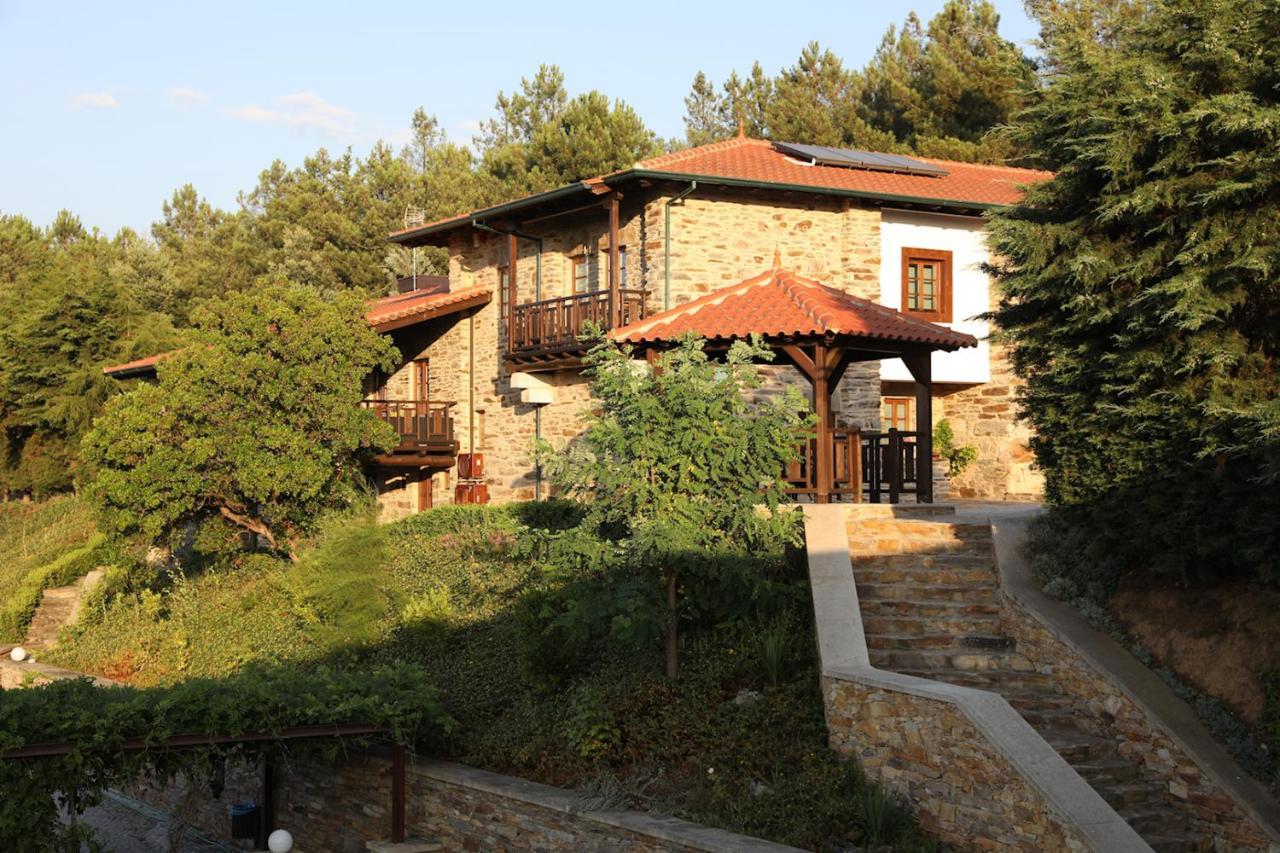 O Casario Bed & Breakfast มิแรนเดลา ภายนอก รูปภาพ